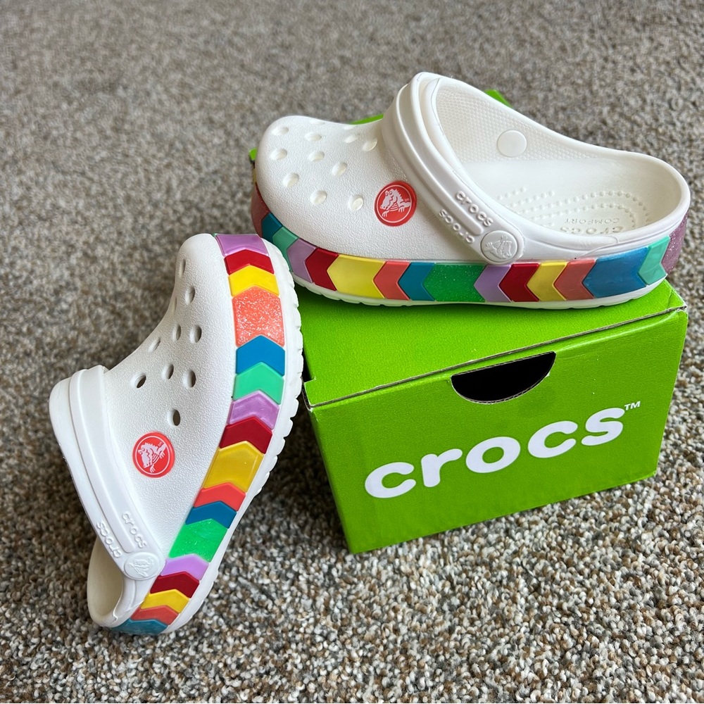 Toddler 9 Rainbow Crocs🌈